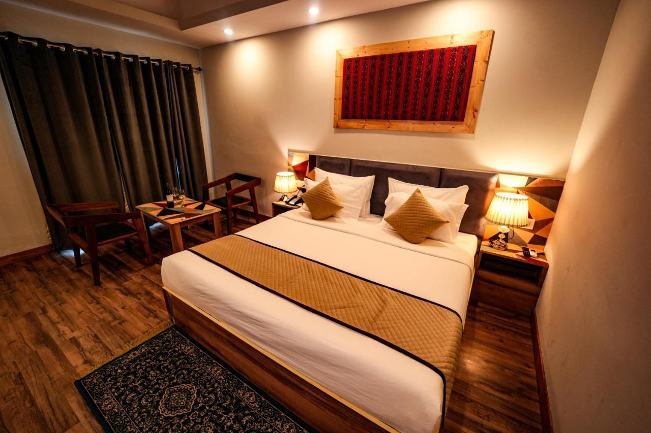 Hotel Square One By D'Polo Dharamsala Exteriér fotografie