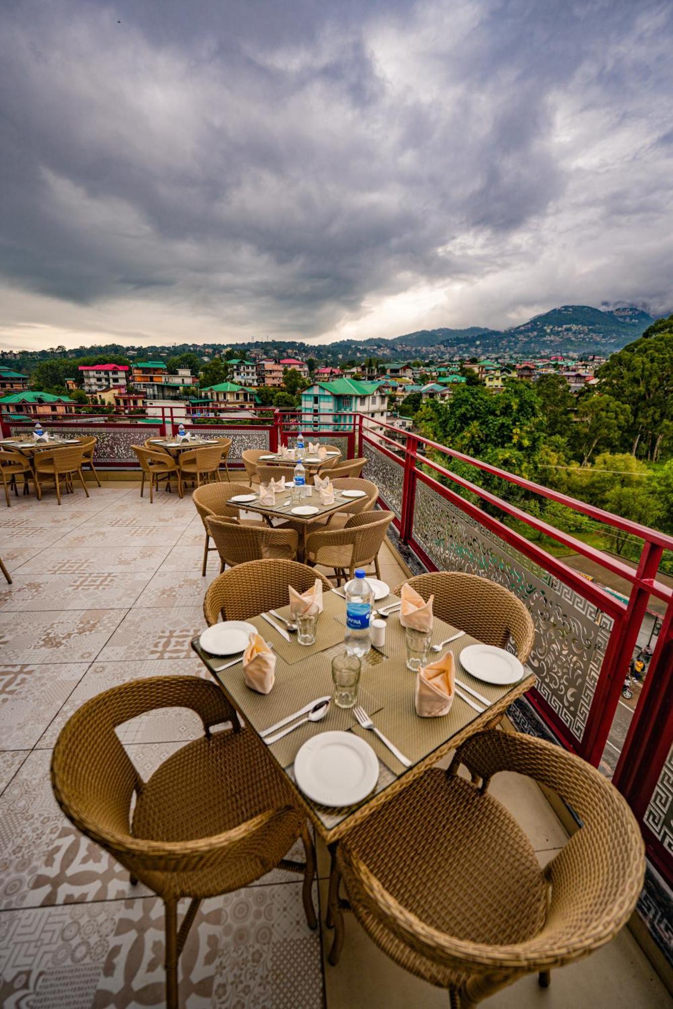 Hotel Square One By D'Polo Dharamsala Exteriér fotografie