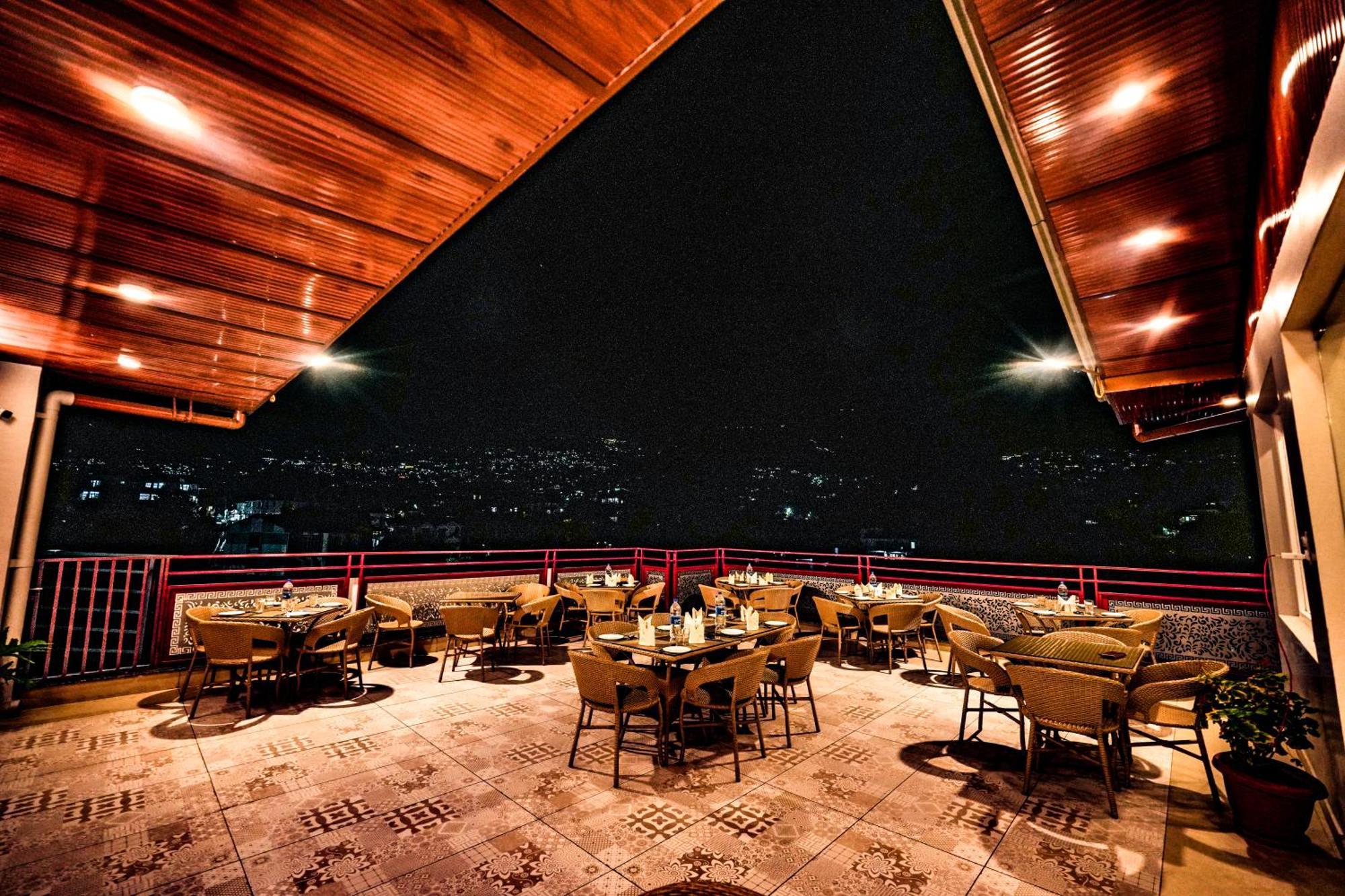 Hotel Square One By D'Polo Dharamsala Exteriér fotografie