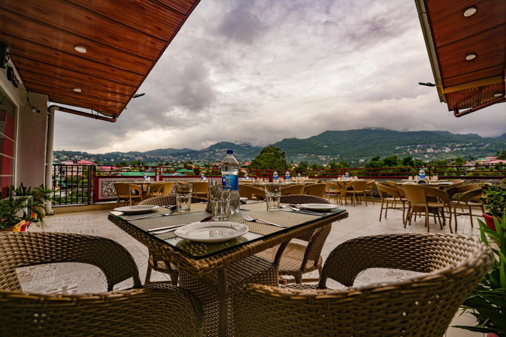 Hotel Square One By D'Polo Dharamsala Exteriér fotografie